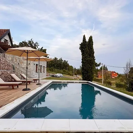 Serenity Hill * Drazevac